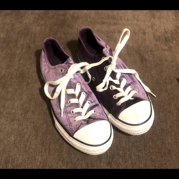 converse purple velvet